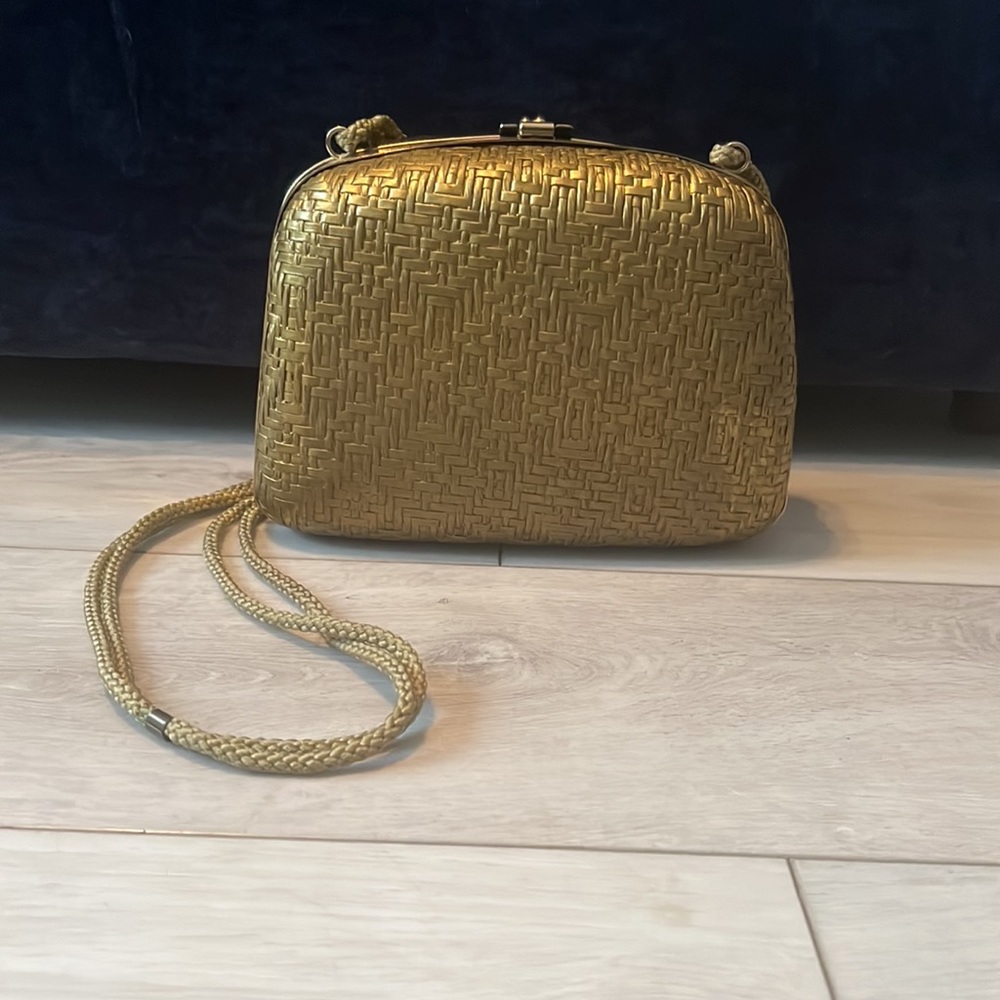 VINTAGE PURSE